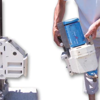 Attache rapide chariot moteur avec poignee